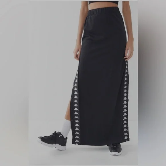 VTG Kappa Track Skirt Black White Button Snaps Adjustable size Large 2000s Y2K - Picture 2 of 9